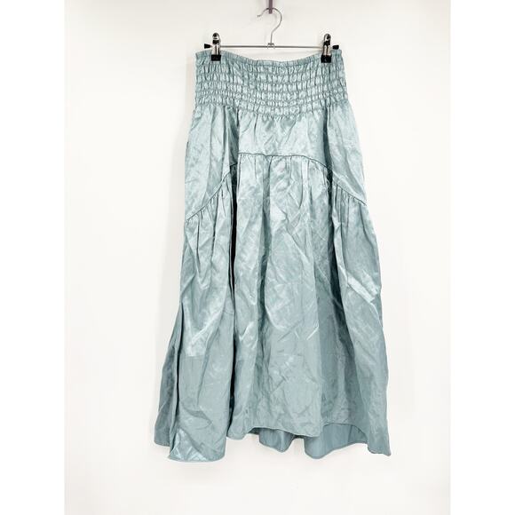 Vince Smocked Tiered Metal Satin Midi Length Pull-On A-Line Skirt Size Medium - Picture 2 of 6